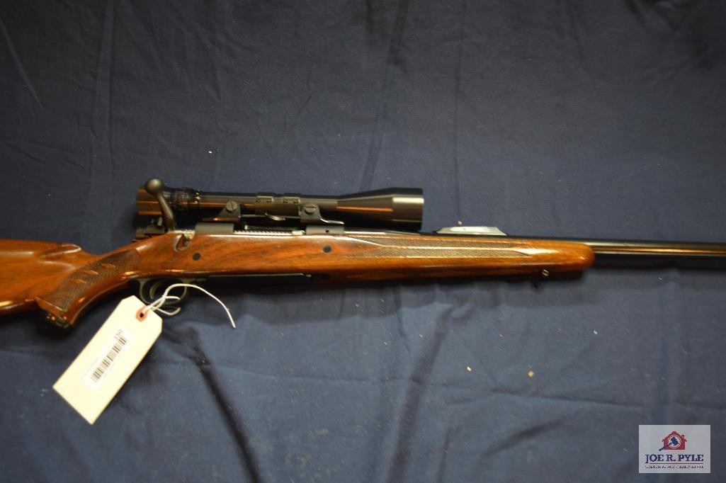 Winchester 70 375 H&H. Serial 723096. B&L Scope .