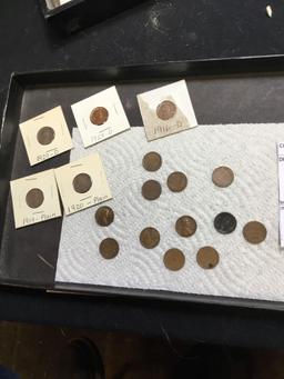 Group of 16 Lincoln wheat pennies one uncirculated 1900s to 1930s