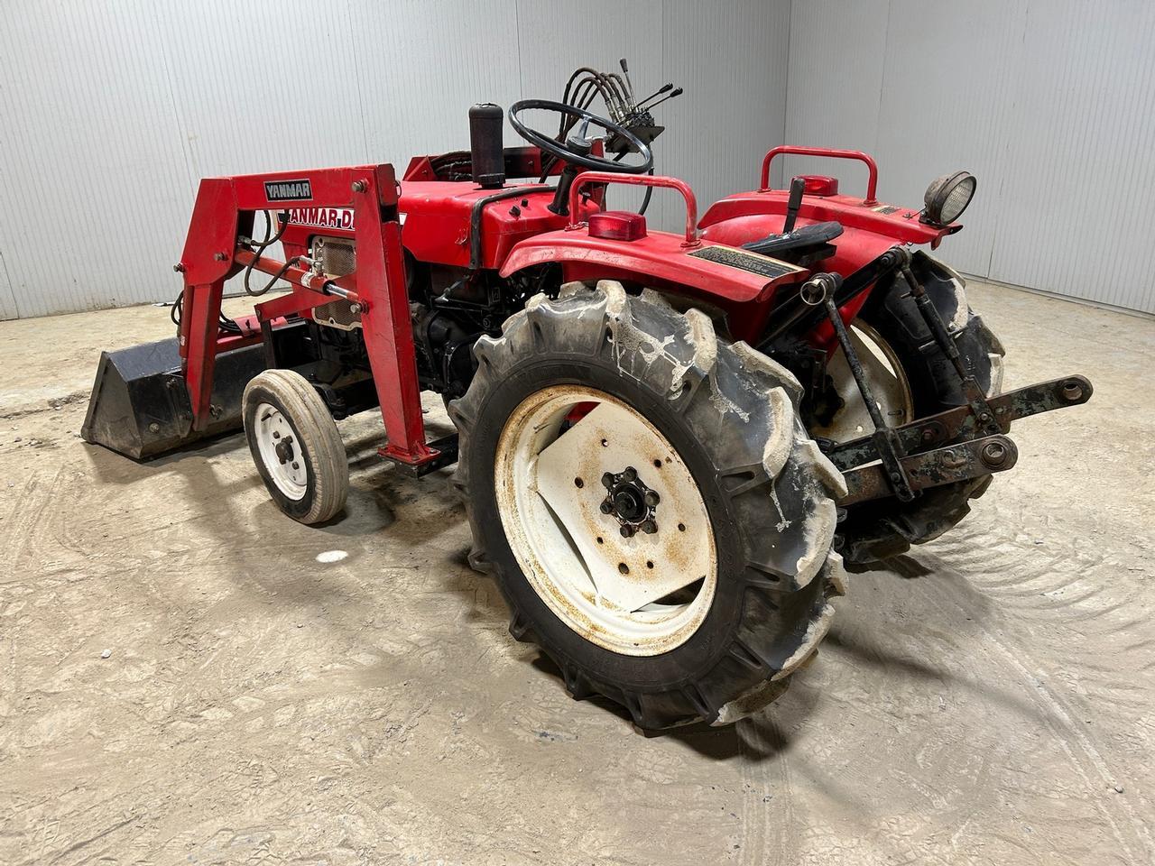 Yanmar YM1500 Tractor with Loader