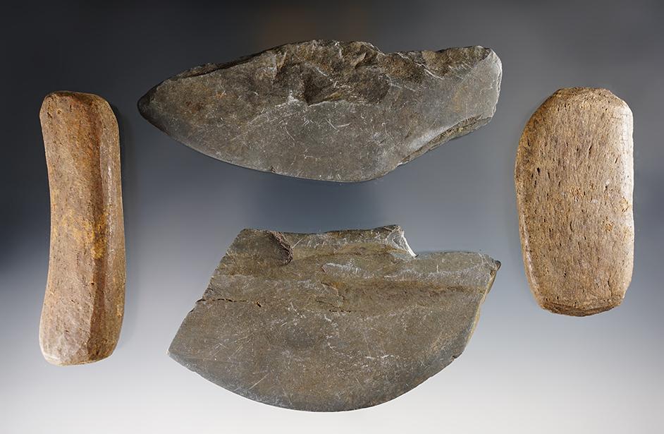 Set of 2 Inuit Ulu's and 2 Handles. These are not matches. Found in Alaska. The largest is 5 1/4".