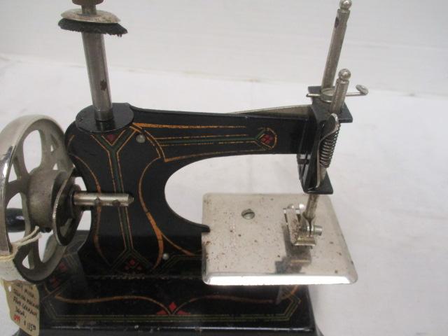 Germany Miniature Sewing Machine