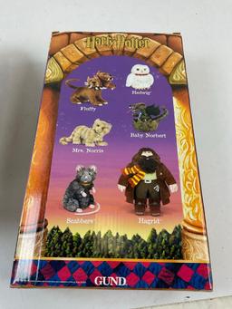 2 pc New in Box Vintage Harry Potter Dolls incl. Hagrid & Harry - See pics