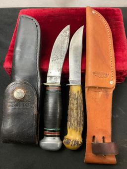 Pair of Vintage Remington Fixed Blade Knives, 1x RH-50 & 1x RH-73 w/ Antler Handle & sheaths