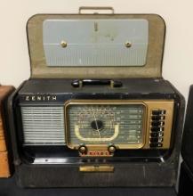 Zenith Super Trans-Oceanic 1962 Radio