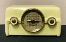 Crosley Radio - Bakelite Case, Model 10-137,12"x6½"x7"