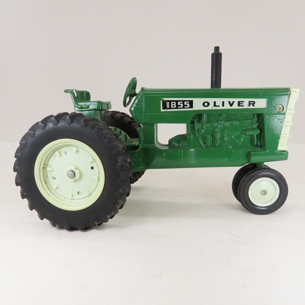 ERTL Case & 2 Oliver Tractors 1/16