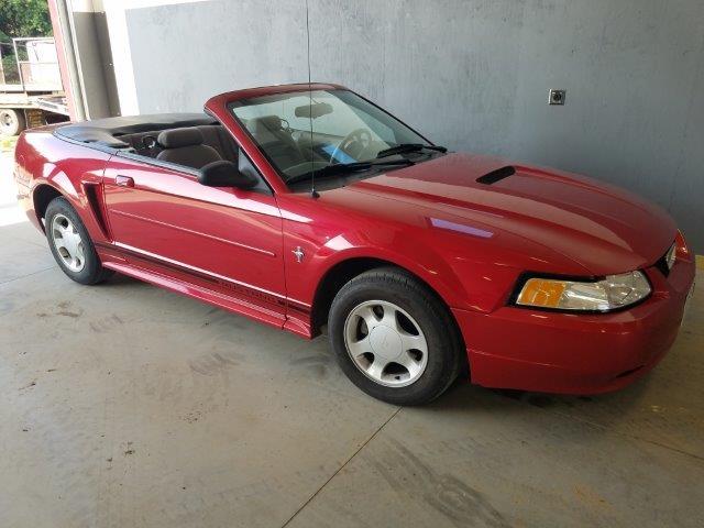 2000 FORD MUSTANG 2DR CONVERTIBLE