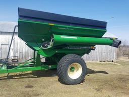 Unverferth Model 7250 Grain Cart