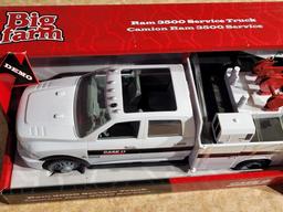 1/16th Ertl "Big Farm" Case IH Ram 3500 Service Truck (NIB) Plastic