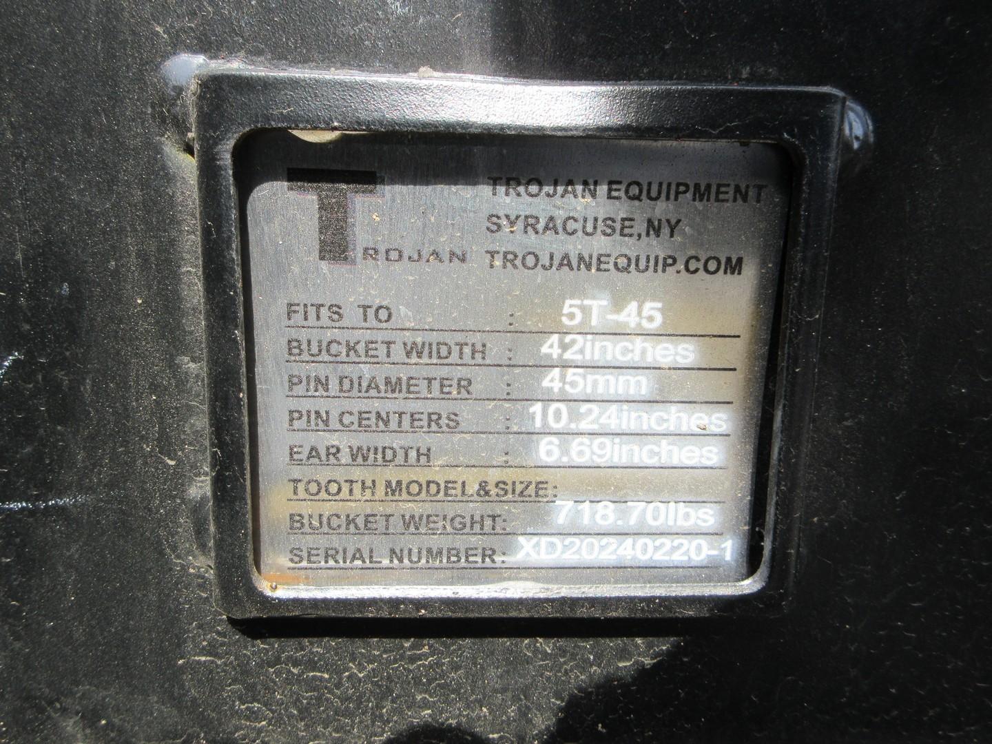 Trojan 42" Hyd Tilting Cleanup Bucket With BOCE