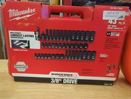 Milwaukee SHOCKWAVE 3/8 in. Drive SAE and Metric 6 Point Impact Socket Set (43-Piece), Appears to be