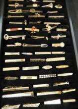 Tray Lot of Mens Vintage Tie Clips
