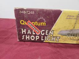 Quantum Lighting Halogen Shop Light
