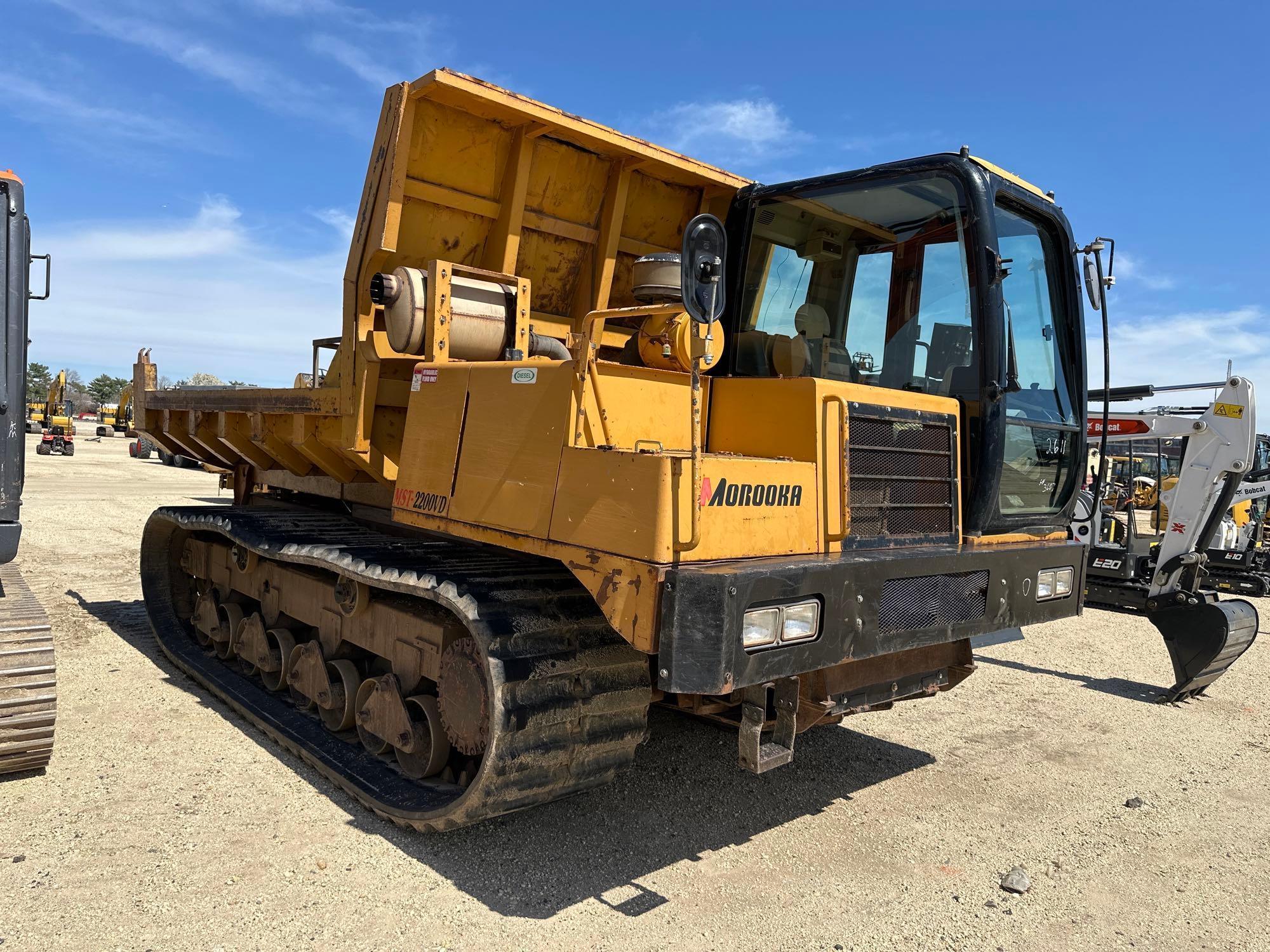 MOROOKA MST2200VD CRAWLER CARRIER SN:223607 powered by diesel engine, equipped with EROPS, air,