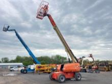 2015 JLG 600S BOOM LIFT SN:300201825 4x4, powered by diesel engine, equipped with 60ft. Platform