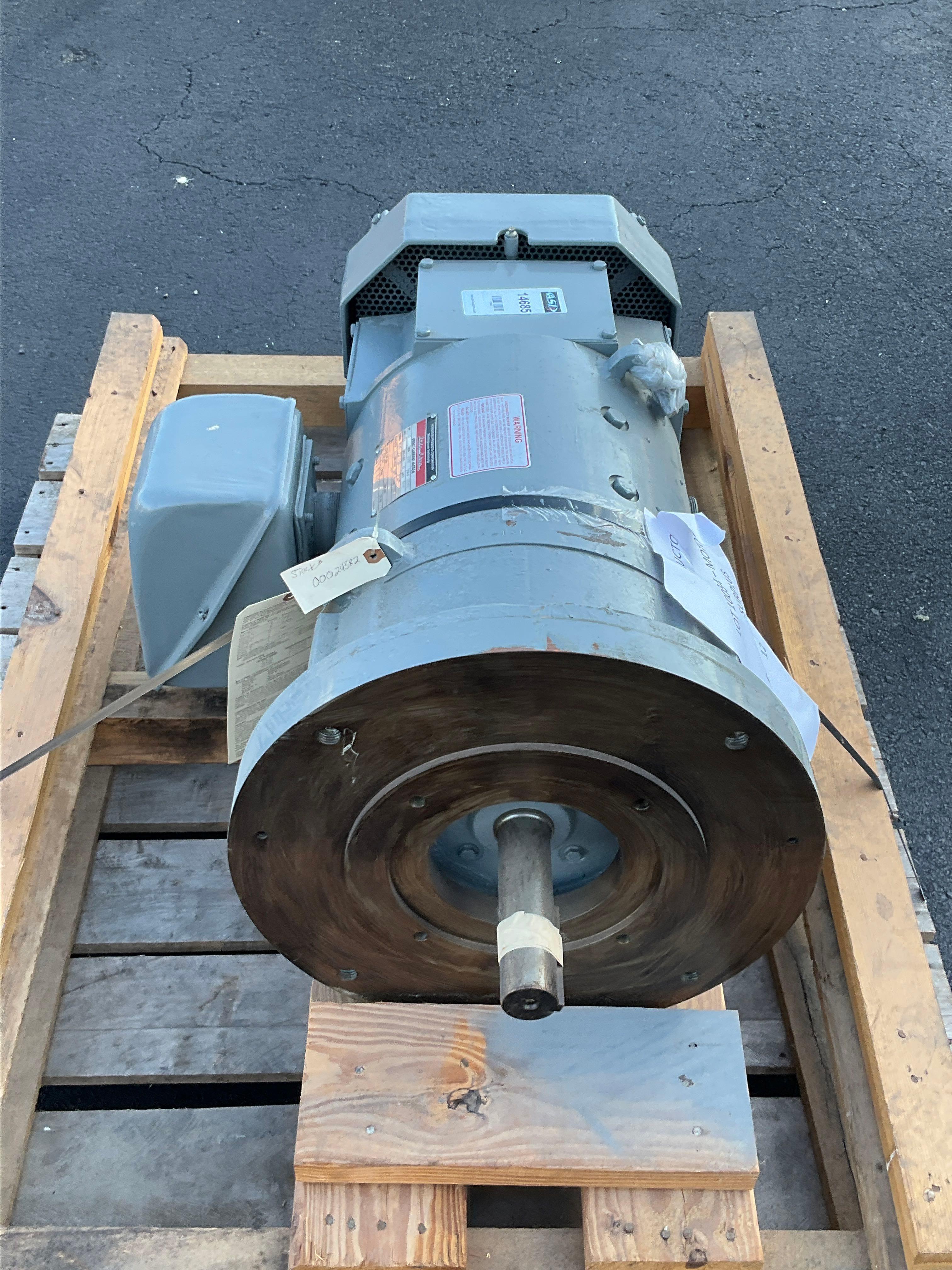 WESTINGHOUSE...DIRECT CURRENT MOTOR MODEL 1H11081, 15 HP, 3500 RPM, 120VDC, 113 AMP, APPROXIMATELY