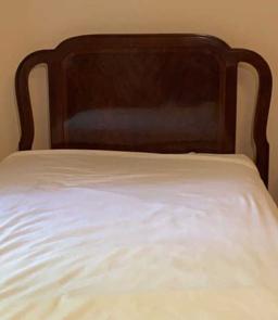 (2) Drexel Twin Beds