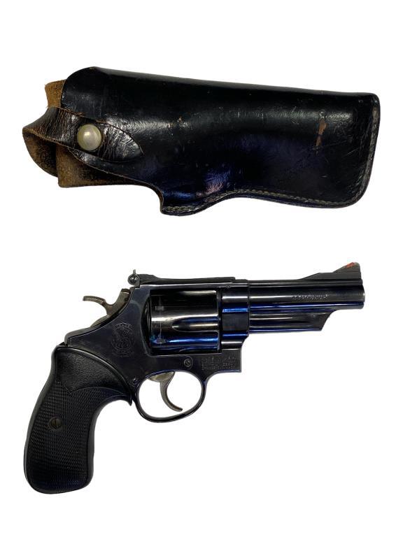Smith and Wesson 44 Magnum, Model 29-2, 4" Barrel,