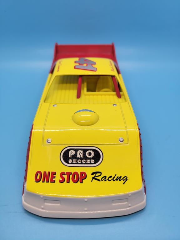 Racing Collectibles by Action 1:24  Buck Simmons