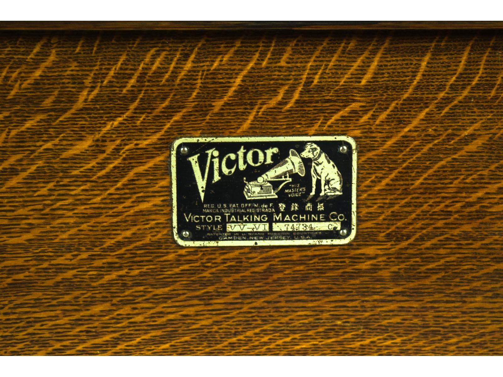Victor Victrola VI Table Top Phonograph
