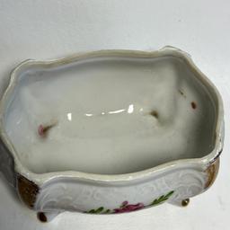 Vintage Porcelain Footed Floral Trinket Box Made in Japan