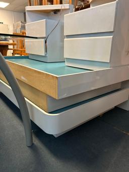 contemporary modern queen SZ platform bed w/ nightstands
