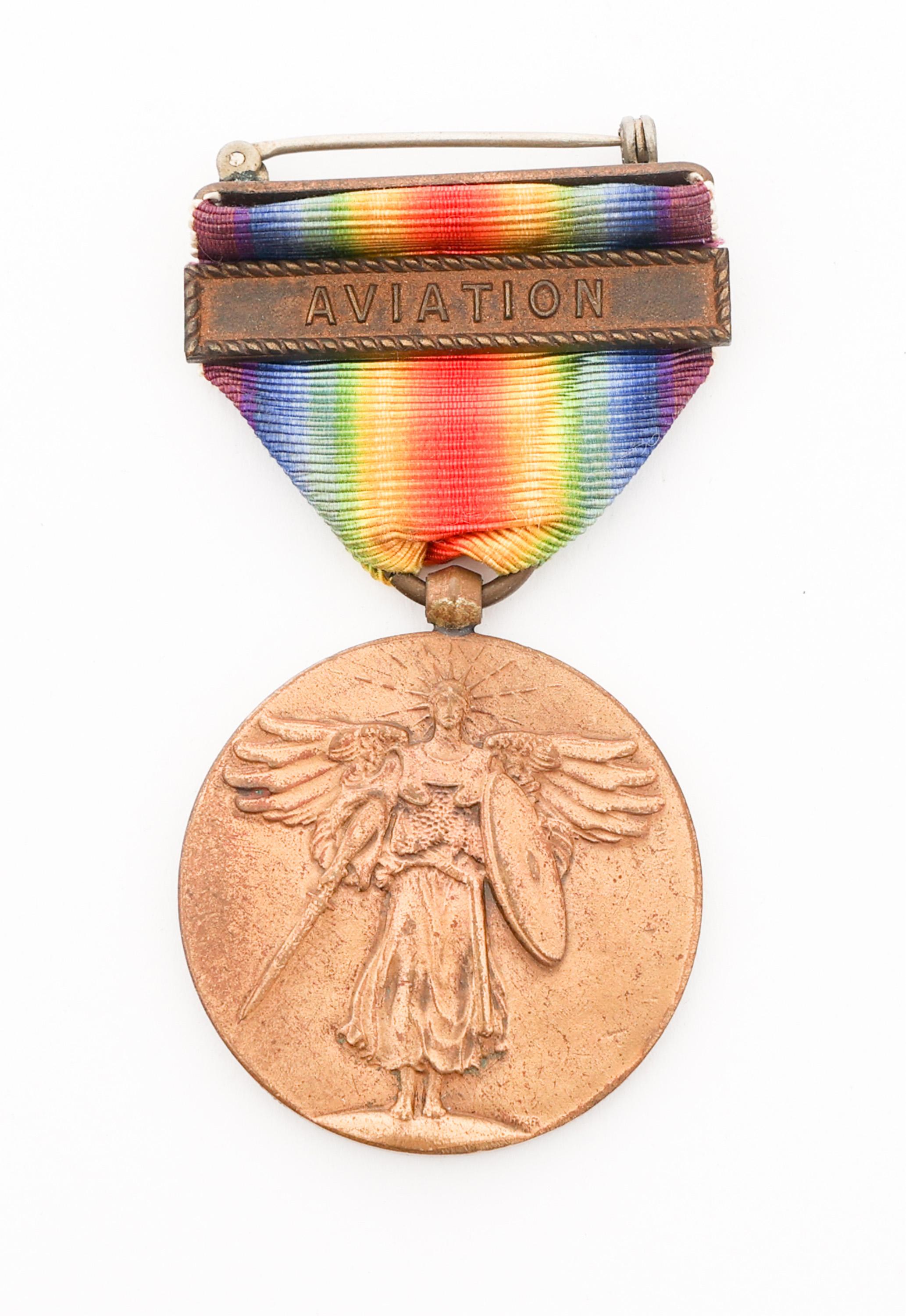 WWI US NAVY VICTORY MEDALS WITH CLASPS