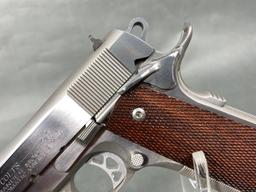 Colt Model 1911 Commander Series 80 Very Clean with Mag
