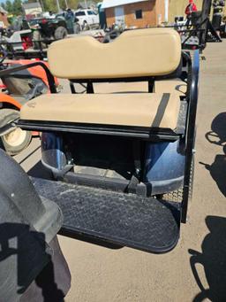 EZGo Gas golf cart, 4 seater, runs