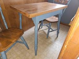 Small Kitchen Table with 2 Chairs