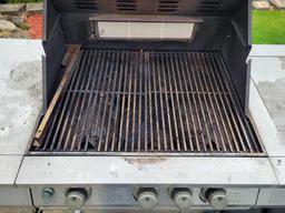 Jenn-Air LP Grill with tank and cover