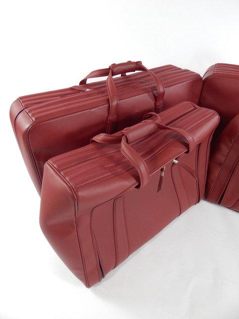 Ferrari 550 Schedoni luggage set.