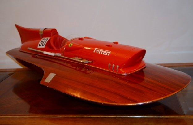 Ferrari Hydroplane scale model boat