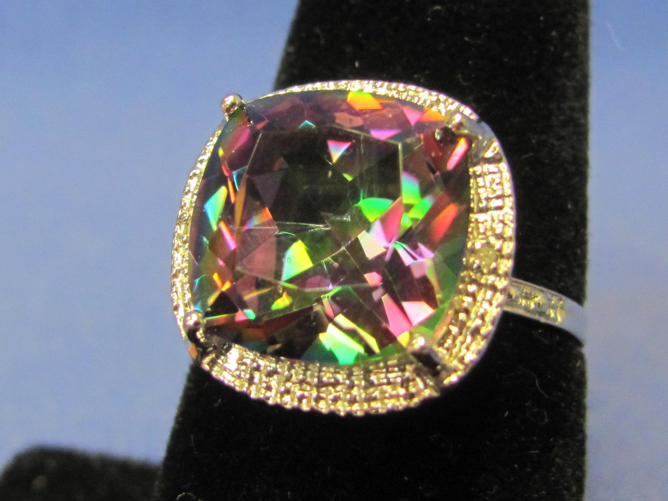 Sterling Silver Ring w Mystic Topaz – Size 7.25 – Total weight is 3.7 grams – New w Tag