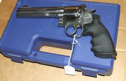 Smith & Wesson 686 357 Mag Revolver