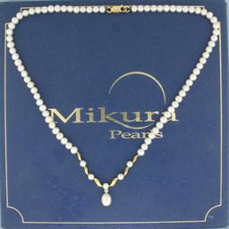 Mikura Pearl And Diamond Necklace In 18k Yellow Gold