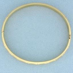 Star Design Bangle Bracelet In 14k Yellow Gold