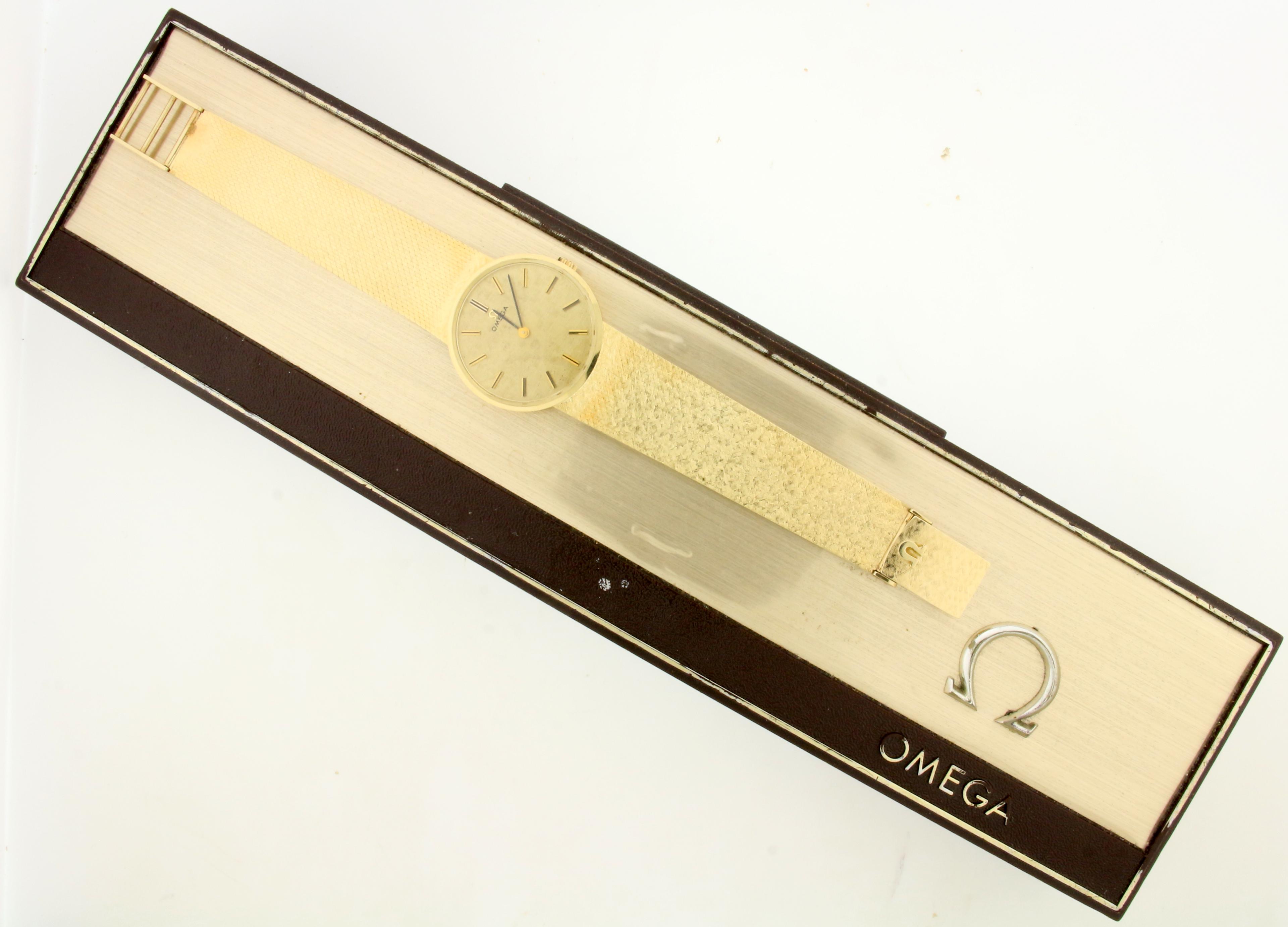 Womens Vintage Omega Watch In Solid 14k Yellow Gold Case And Band