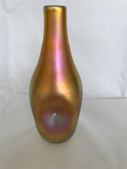 Quezal iridescent “Pinch” vase