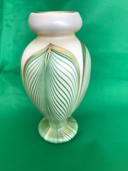 Kew-Blas “Pulled Feather Glass” Cabinet Vase