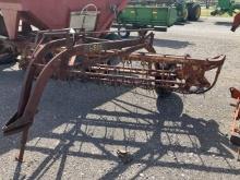 NEW HOLLAND SIDE DELIVERY RAKE