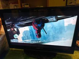 40" Coby TV (TV Swivels) - works has a Good Picture
