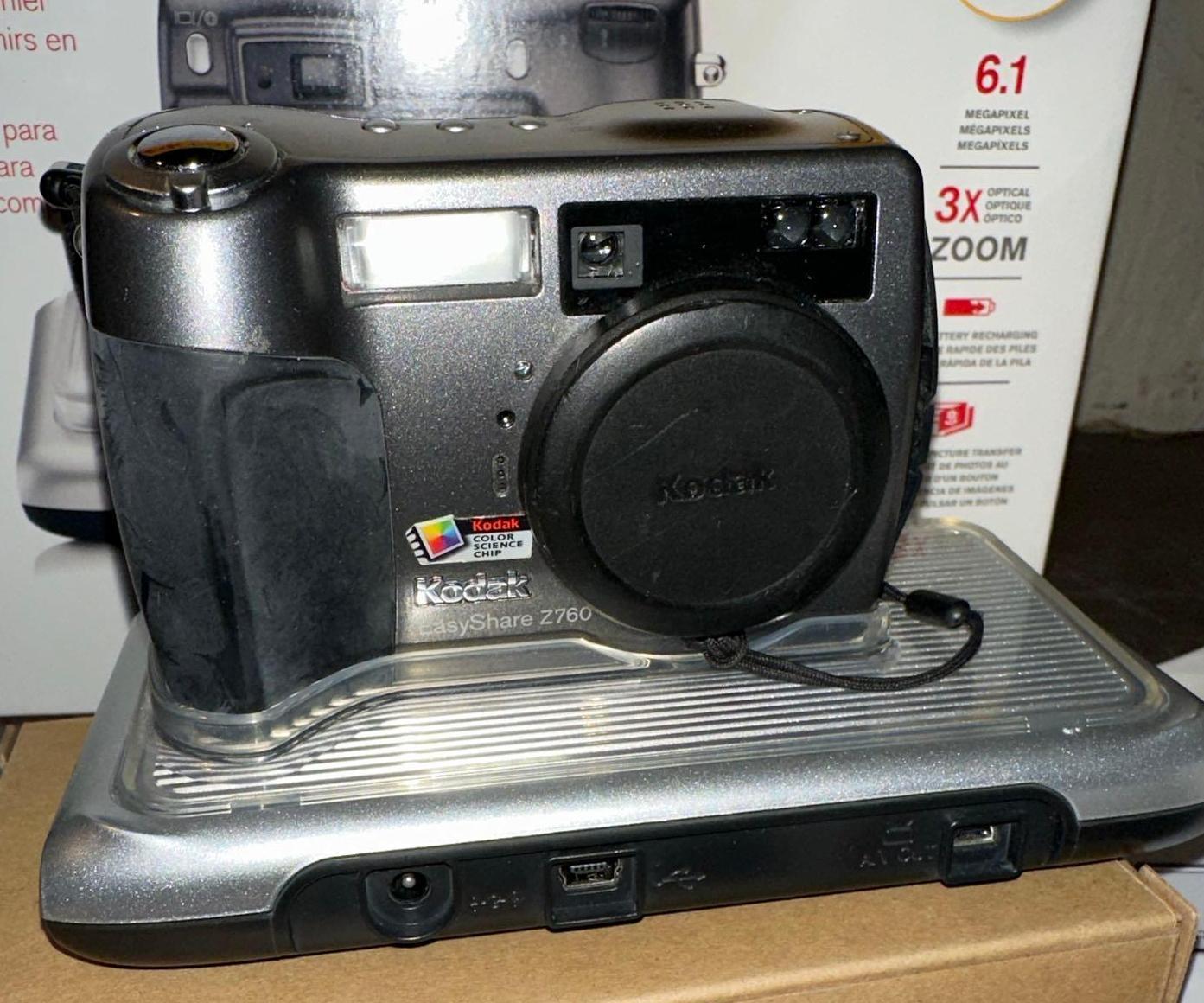 Kodak Easy Share Z760 High Zoom Series Digital Camera and Printer