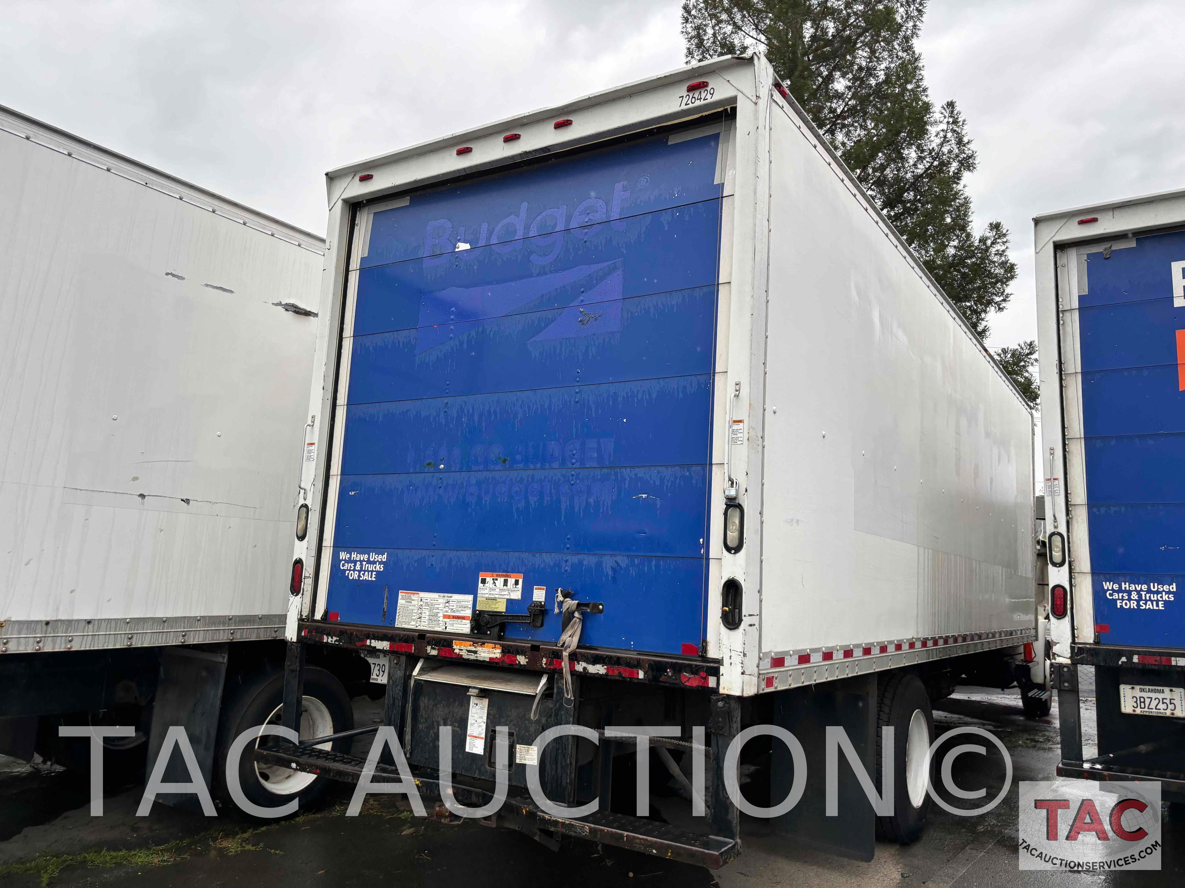 2017 International 4300 26ft Box Truck