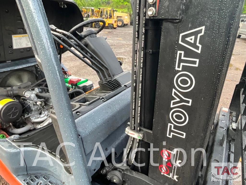 2018 Toyota 8FGCU30 6000lb Forklift