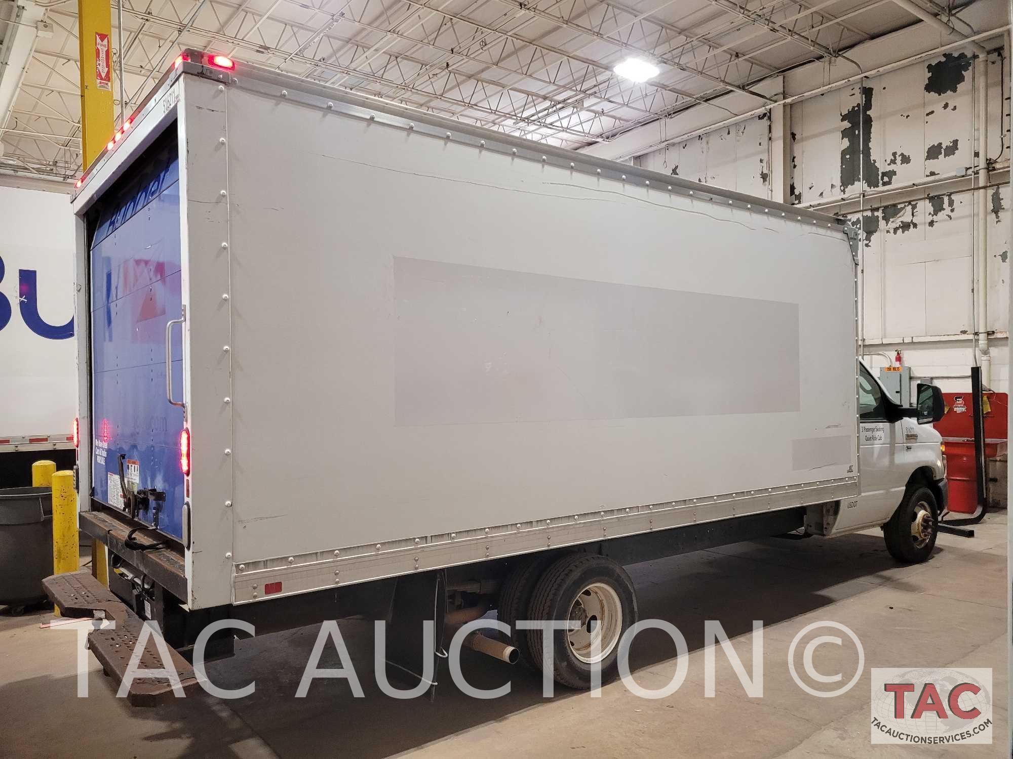 2015 Ford E-350 16ft...Box Truck