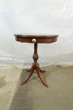 Duncan Phyfe Style Round Table with Drawer