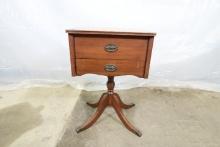 Duncan Phyfe Style Sewing Table With Lift Top