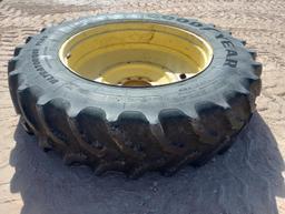 (1) John Deere Dual w/Tire 480/80R42