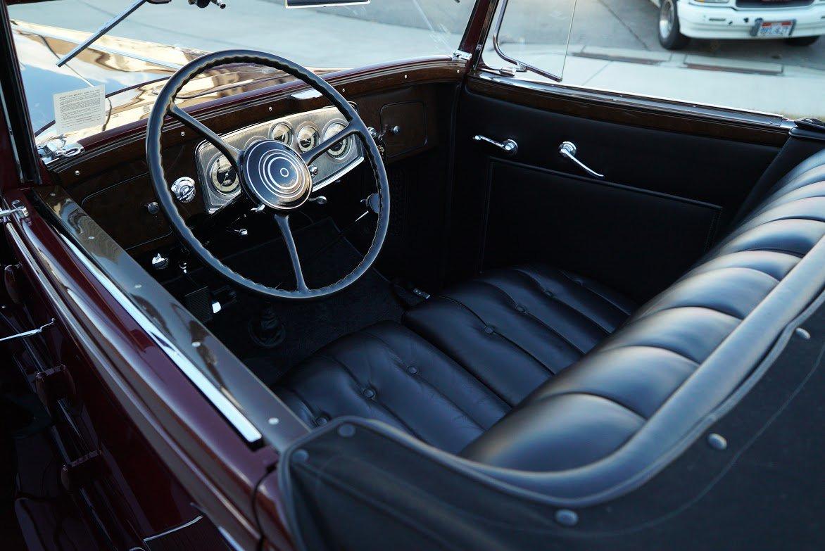1933 Packard Super Eight Roadster